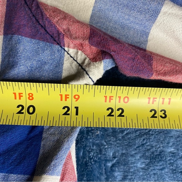 Captain America Marvel Plaid Button Down Short Sleeve Shirt Sz L Comic Avengers - Picture 7 of 8